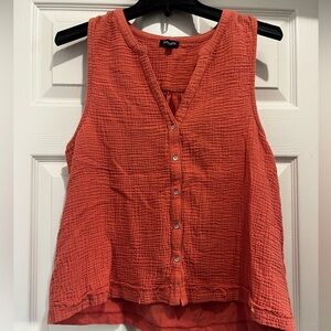 Splendid Textured Sleeveless Top in Brick Red